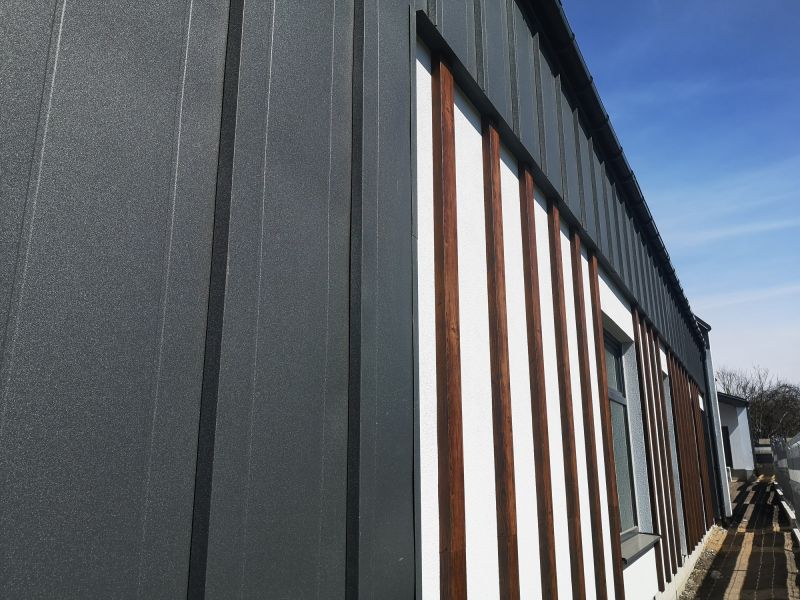 Metal Siding Contractors detail